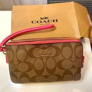 NWT coach brown wristlet